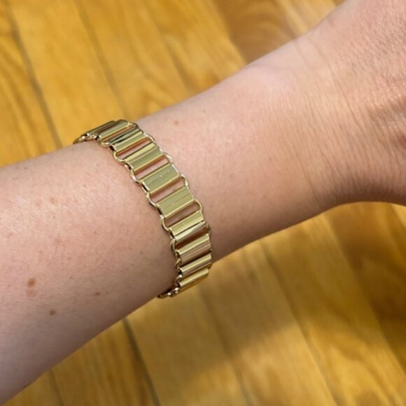 Anthropologie 14K Gold Plated Serefina Ribbon Link Bracelet - Picture 5 of 7